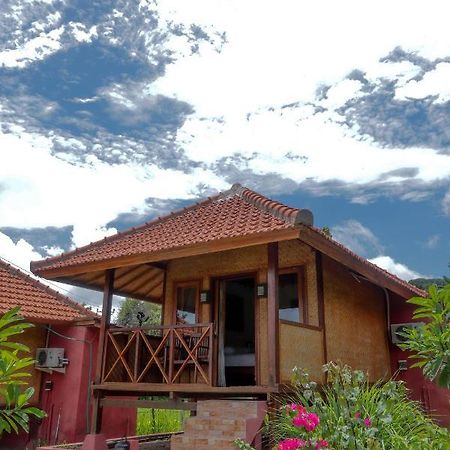 Yut'S Inn Flower Paradise Gili Gede Exterior foto
